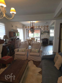 Image 23 - 1015873