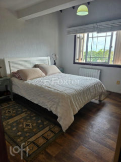 Image 31 - 1015873
