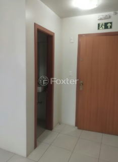 Image 1 - 1015874