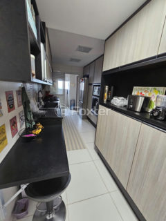 Image 9 - 1015883