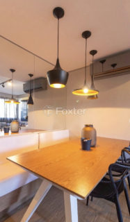 Image 2 - 1015889