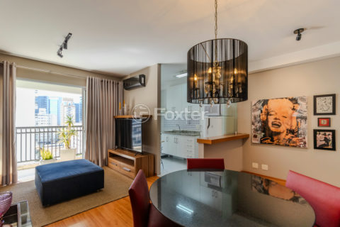 Image 1 - 1015891