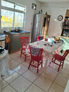 Image 1 - 1015899