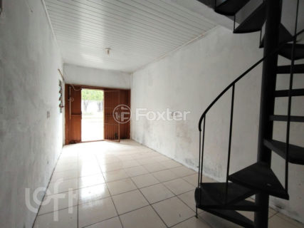 Image 20 - 1015906