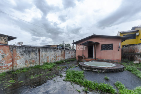 Image 38 - 1015911