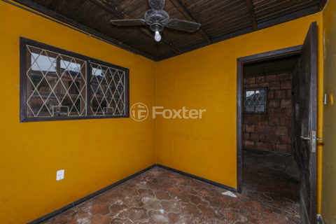 Image 23 - 1015911