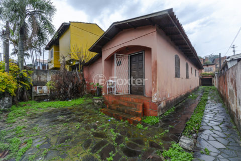 Image 37 - 1015911