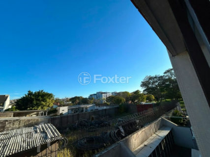 Image 10 - 1015914