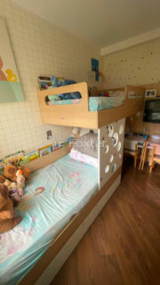 Image 8 - 1015943