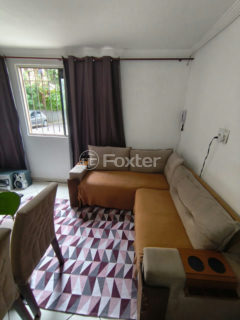 Image 2 - 1015946