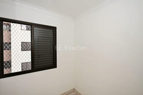 Image 28 - 1015949
