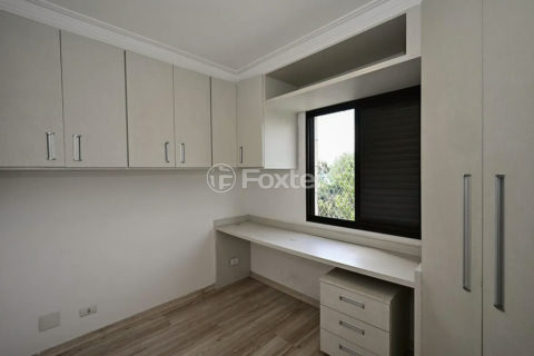 Image 30 - 1015949