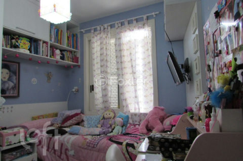 Image 7 - 1015972