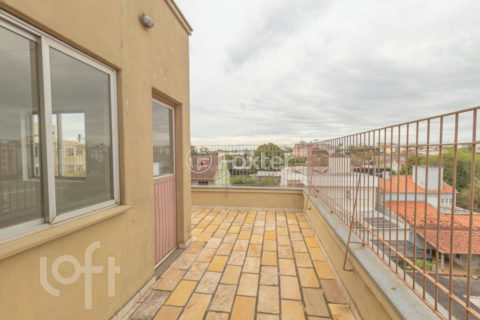 Image 43 - 1015974