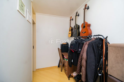 Image 23 - 1015976