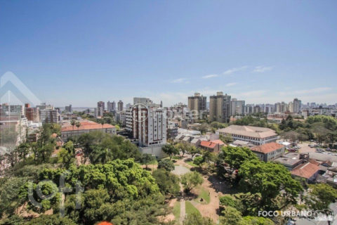 Image 46 - 1015977