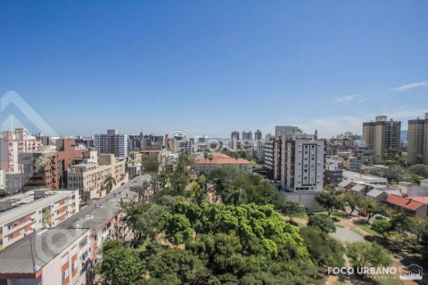 Image 47 - 1015977