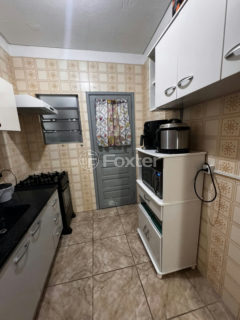 Image 7 - 1015990