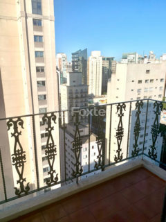 Image 1 - 1015991