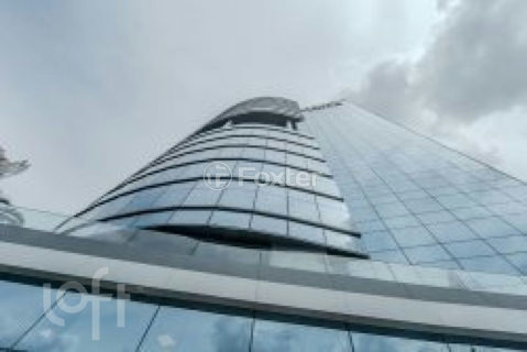 Image 30 - 1016005
