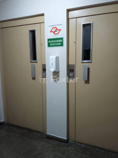 Image 18 - 1016046