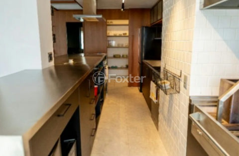 Image 7 - 1016172