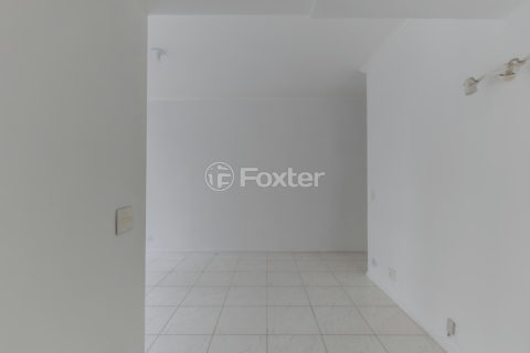 Image 4 - 1016205