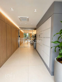 Image 2 - 1016210