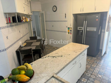 Image 4 - 1016211