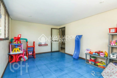 Image 21 - 1016229