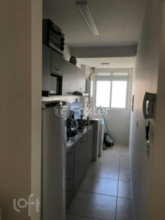 Image 1 - 1016243