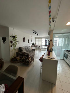 Image 10 - 1016275