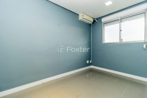 Image 22 - 1016306