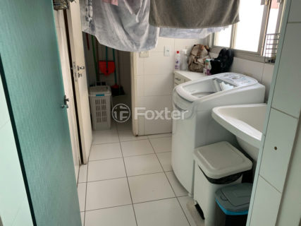 Image 8 - 1016333