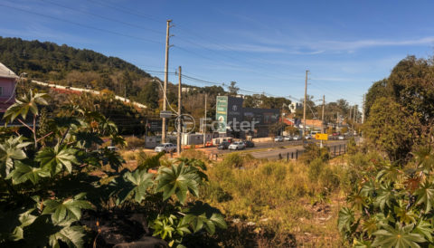 Image 1 - 1016334