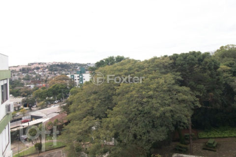 Image 17 - 1016337