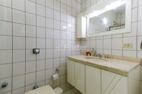 Image 11 - 1016344