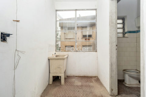 Image 21 - 1016353