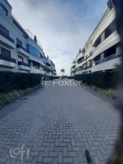 Image 4 - 1016395