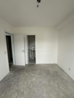 Image 21 - 1016402