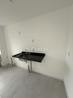 Image 7 - 1016402