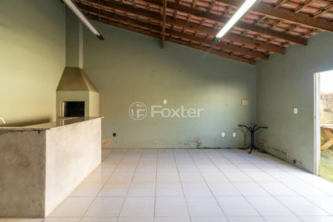 Image 21 - 1016404