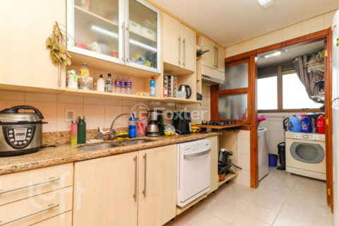 Image 11 - 1016413