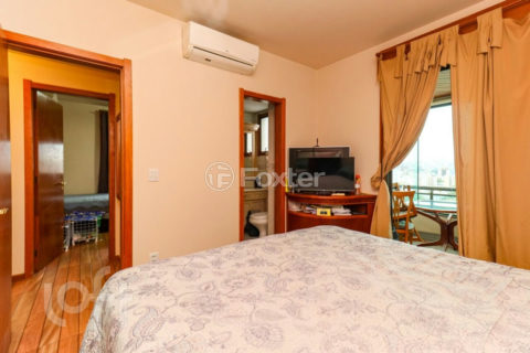 Image 21 - 1016413
