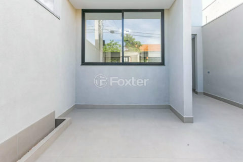 Image 44 - 1016423