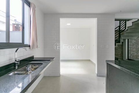 Image 9 - 1016423