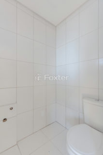 Image 17 - 1016448
