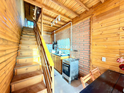 Image 50 - 1016482