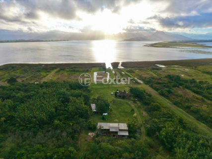 Image 6 - 1016482