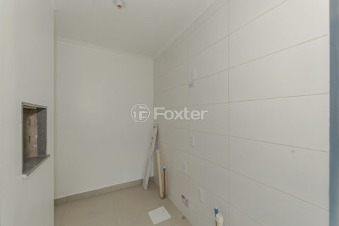 Image 11 - 1016494